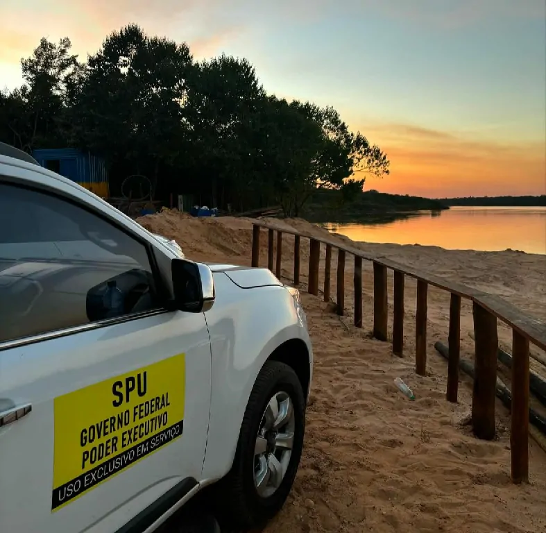 SPU reforça que acesso às praias é livre, mas uso estruturado exige autorização 41 SPU reforça acesso livre às praias e explica quando é necessário pedir autorização