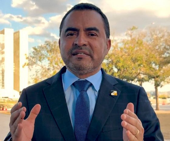 Governador do Tocantins, Wanderlei Barbosa, garantiu a operação de novos voos comerciais regulares para o Aeroporto de Araguaína, que começam a operar no dia 22 de outubro - Foto: Governo do Tocantins