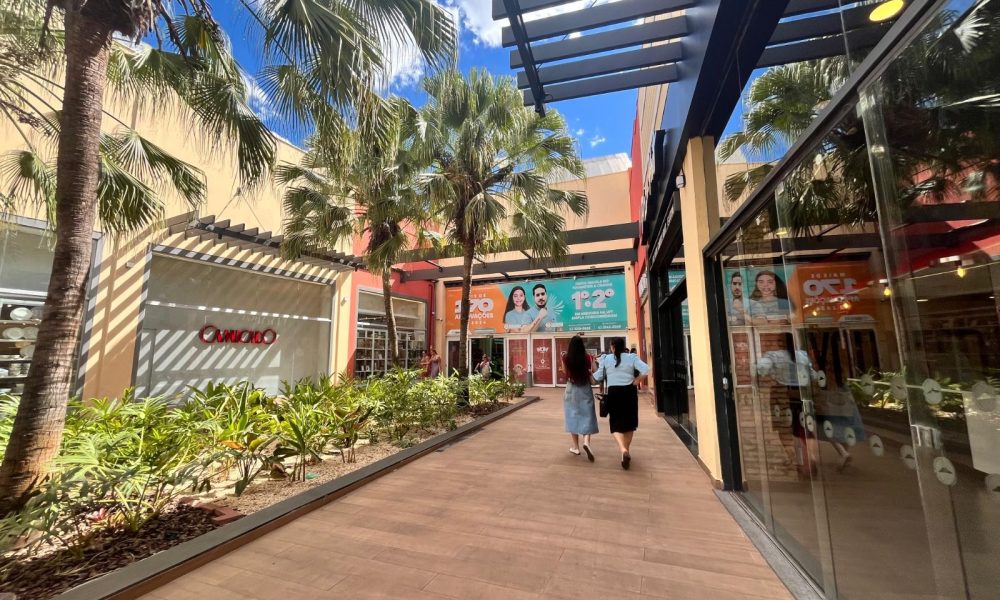 Shoppings mantêm força no varejo brasileiro mesmo com avanço do e-commerce