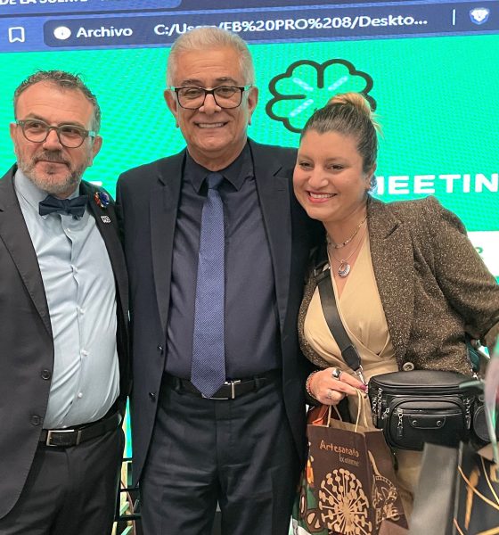 Jair Pasquini, diretor da Expan+, organizadora do evento, o secretário Hercy Filho e a ganhadora do sorteio de uma expedição de sete dias pelo Jalapão Mazim Aguiar/Governo do Tocantins