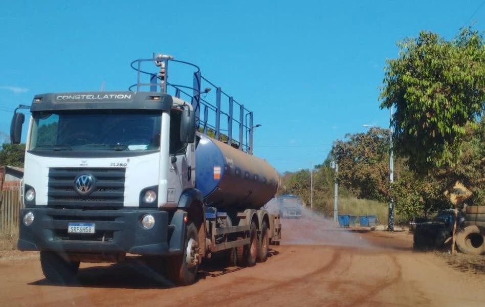 Ação “Taca água, Palmas” no setor Água Fria, região norte de Palmas – Foto: Divulgação