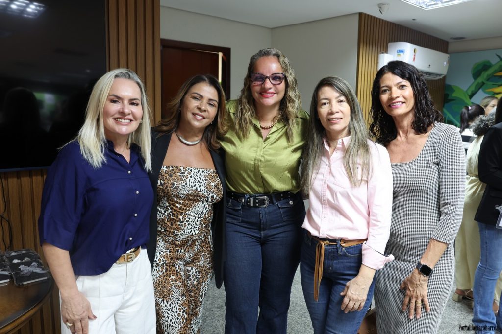 Assembleia em festa: presidente Amélio Cayres celebra aniversário