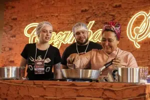 Chef Maria Célia é veterana no FGT, assim como demais competidores do Encontro de Gigantes, todos vencedores de ao menos uma categoria – Foto: Lia Mara
