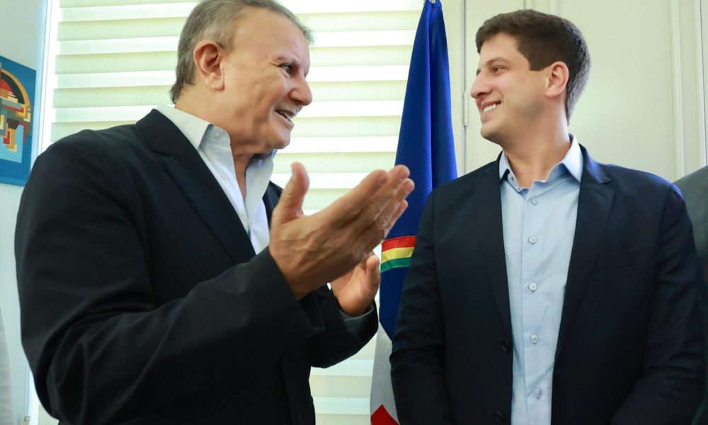 Eduardo Siqueira Campos recebe o prefeito do Recife, João Campos – Foto: Flávio Cavalera