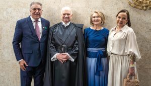 Acompanhado da primeira-dama Ângela Prudente, governador reforçou a presença do Tocantins em evento que reuniu autoridades dos Três Poderes da República em Brasília-foto-Bruno Maia-GovTO