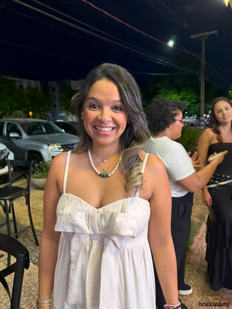 Karla Milhomens