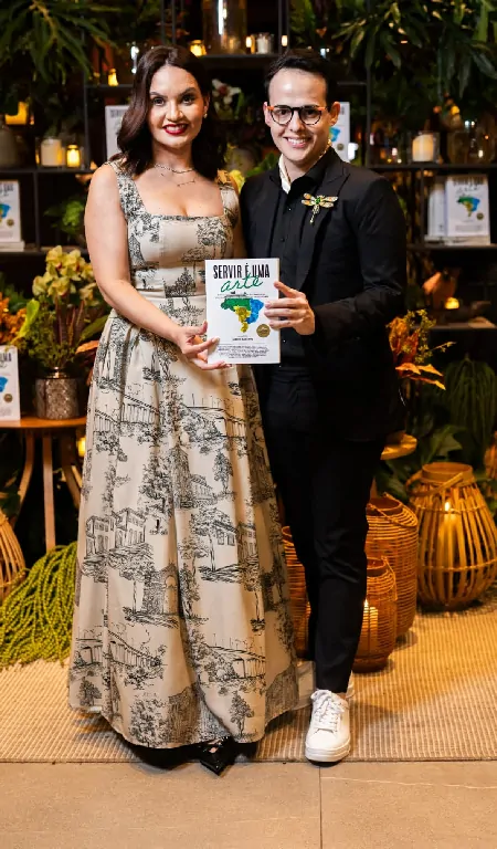 São Paulo viveu uma noite de gala com o lançamento de “Servir é uma Arte”, de Jaeder Barreto.