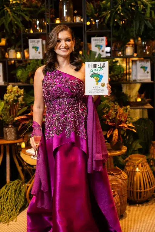 São Paulo viveu uma noite de gala com o lançamento de “Servir é uma Arte”, de Jaeder Barreto.