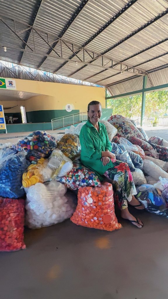 Nária Leila Cerimonial arrecada 800 kg de tampinhas para o Hospital de Amor