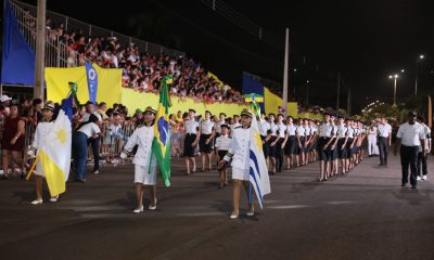 Escolas levaram mensagens que reforçam o respeito à pátria, a importância da cidadania e educação – Foto: Lia Mara