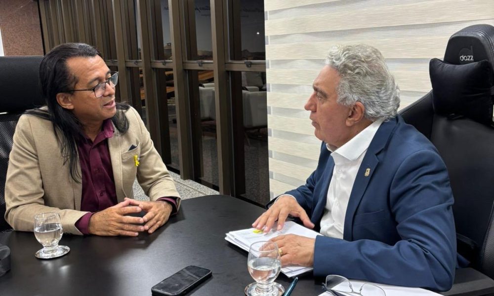 ícero Belém, foi recebido no Palácio Araguaia pelo Governador em exercício, Laurez Moreira.