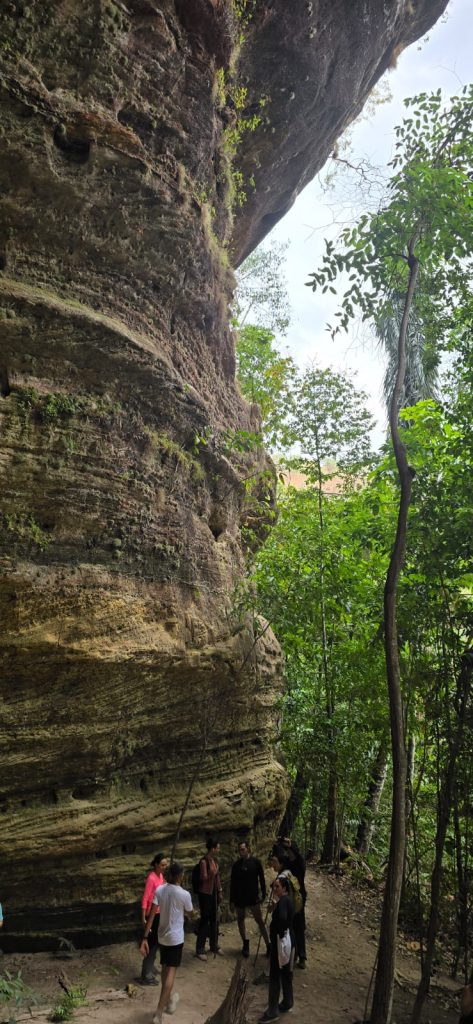 Caverna