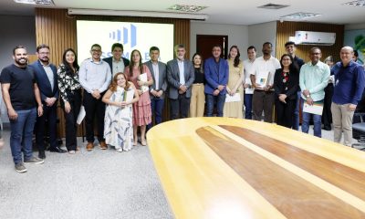 Parlamentares, servidores e familiares dos novos efetivos participaram da solenidade Silvio Santos