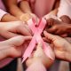 Campanha Outubro Rosa 2025 alerta sobre prevenção do câncer de mama e colo do útero no Tocantins.