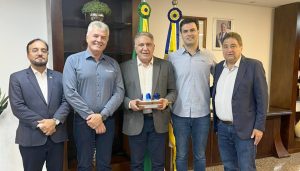Governador Laurez Moreira recebe visita do presidente da Frísia Cooperativa Agroindustria- Marcelo Cavazotti-l-Crédito das fotos-Fernanda França