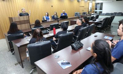 Alunos do IFTO visitam a Assembleia Legislativa e participam do Projeto Visita Guiada, conhecendo na prática o funcionamento do parlamento tocantinense.