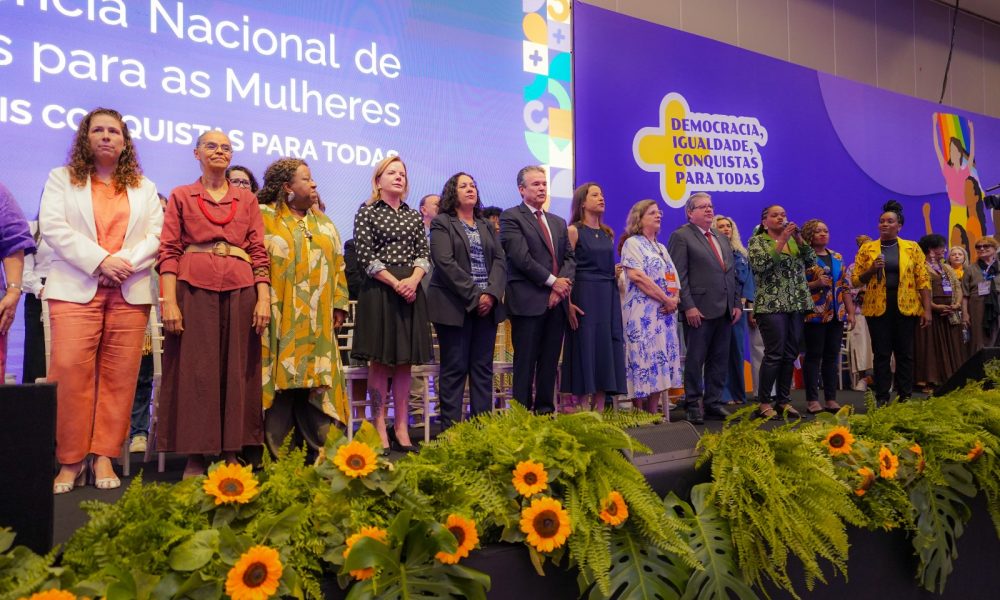 Grupo Vozes de Ébano emociona público na abertura da 5ª Conferência Nacional de Políticas para Mulheres