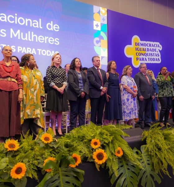 Grupo Vozes de Ébano emociona público na abertura da 5ª Conferência Nacional de Políticas para Mulheres