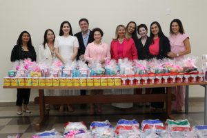 OABTO encerra Outubro Rosa com entrega de doações à Liga Feminina de Combate ao Câncer