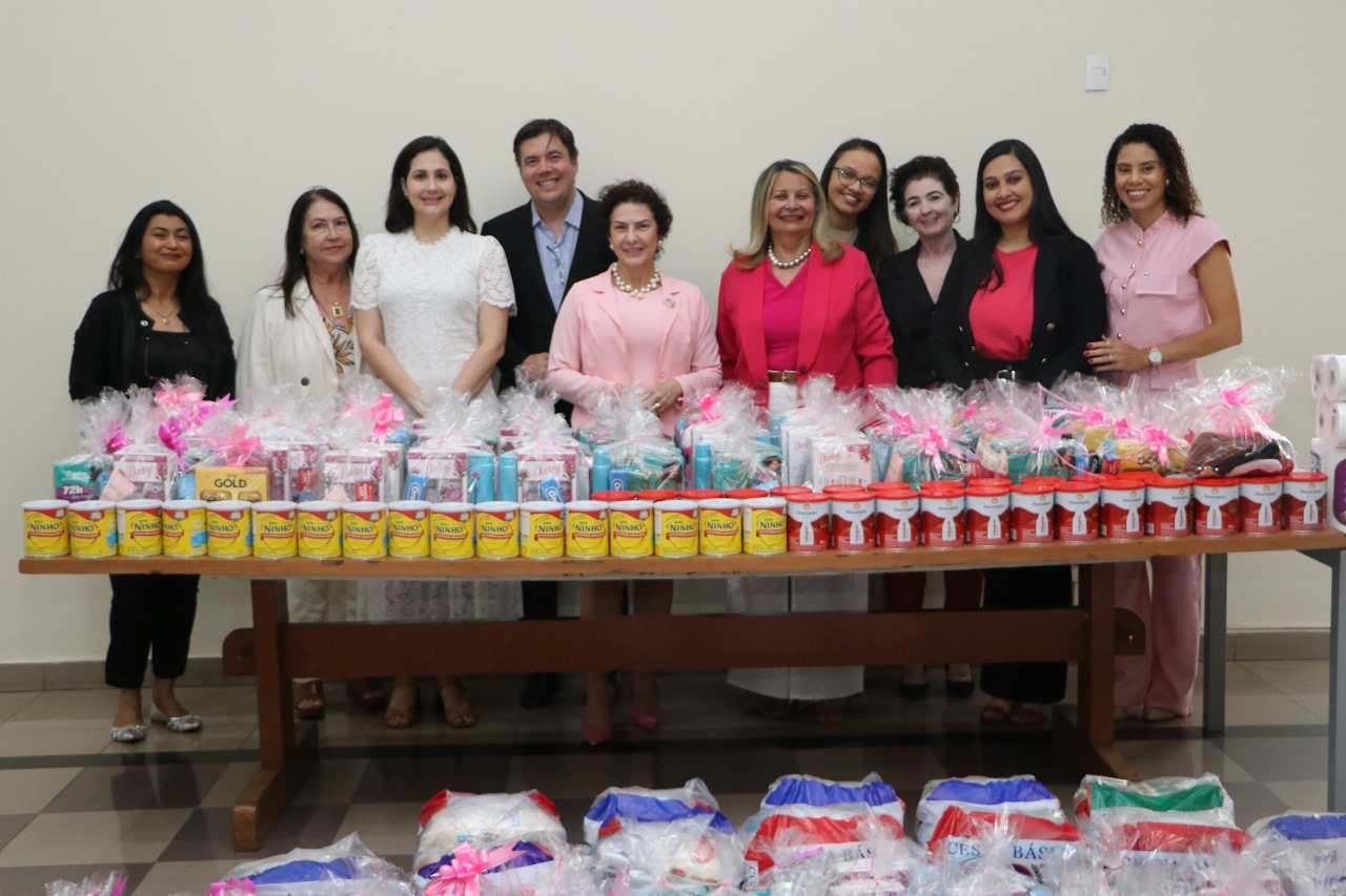 OABTO encerra Outubro Rosa com entrega de doações à Liga Feminina de Combate ao Câncer – Portal Jaciara Barros OABTO encerra Outubro Rosa com entrega de doações à Liga Feminina de Combate ao Câncer