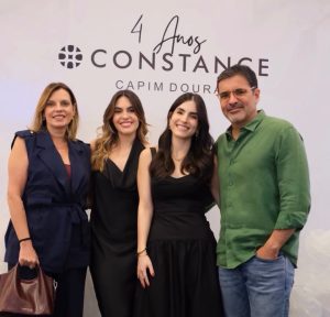 Constance Capim Dourado celebra quatro anos com charme