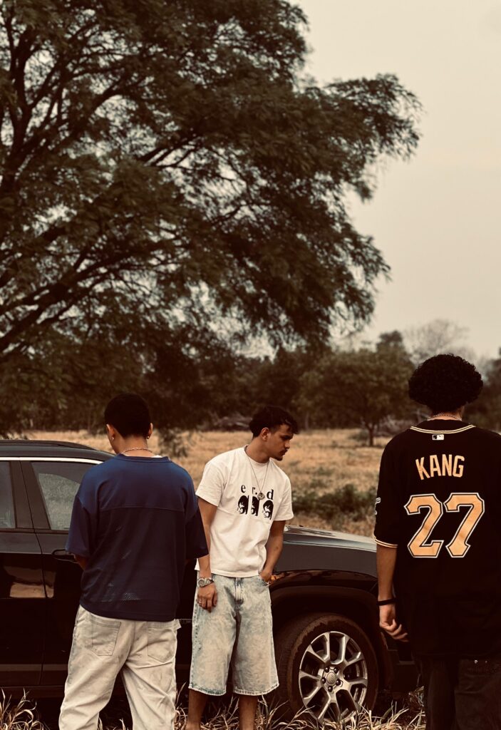 Som, rua e resistência: Meninos do Bairro viram arte