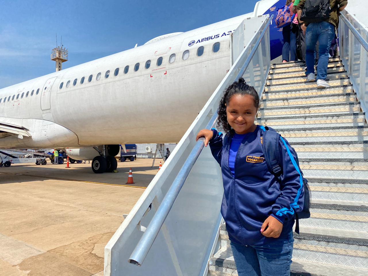 Tocantins embarca atletas para as Paralimpíadas Escolares 2025 – Portal Jaciara Barros Ana Vitória Sousa de Oliveira, de 13 anos, participa pela primeira vez das Paralimpíadas Escolares