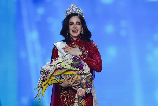Miss México vence após polêmica com ex-diretor do concurso