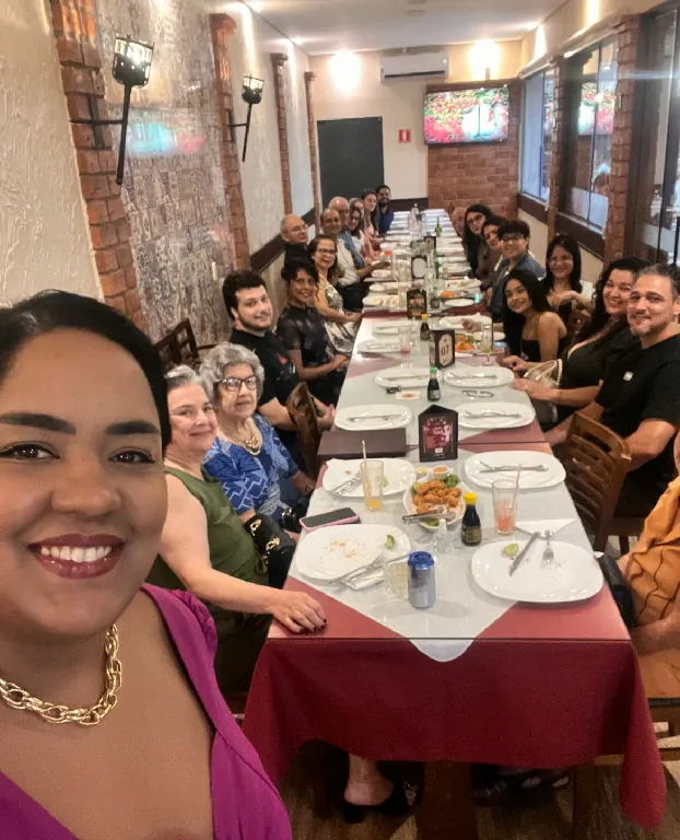 Viviane e os participantes