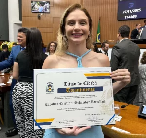 Caroline Barcellos Tocantins