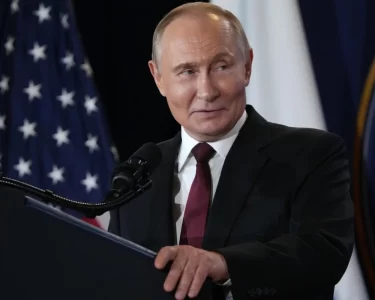 Putin critica Kiev e reage ao plano de paz dos EUA