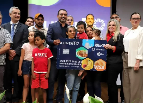Governador Wanderlei Barbosa entrega Cartão AlimenTO no Tocantins