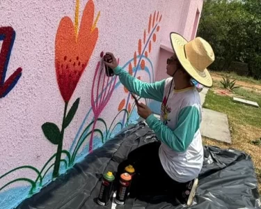 Grupo de mulheres artistas