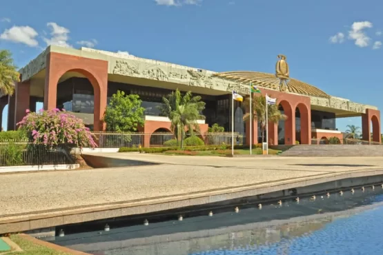 Governo do Estado cria comissão para avaliar atos da gestão interina – Portal Jaciara Barros Comissão do Governo do Tocantins