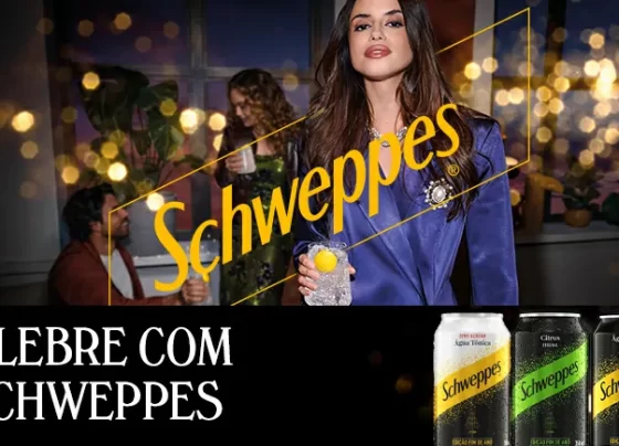 Schweppes. Edição especial reforça a sofisticação e o espírito festivo da marca, trazendo embalagens que celebram o brilho das festas de fim de ano.