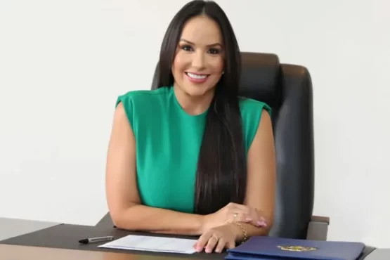 Wanderlei Barbosa nomeia novos secretários e dirigentes estratégicos no Tocantins – Portal Jaciara Barros katia chaves foto loise maria. Wanderlei Barbosa nomeia novos secretários e dirigentes estratégicos no Tocantins