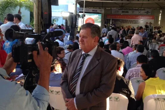 ex-secretário Clemente Barros Neto