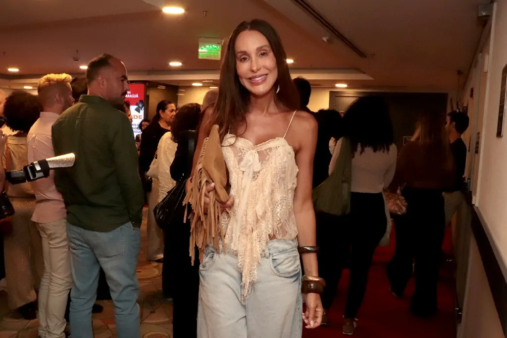 Luana Piovani estreia Cantos da Lua em São Paulo – Portal Jaciara Barros Carol Marra