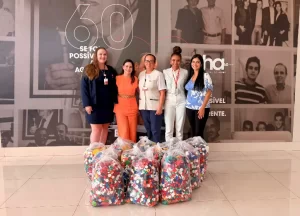 Sabin entrega 76 kg de tampinhas ao Hospital