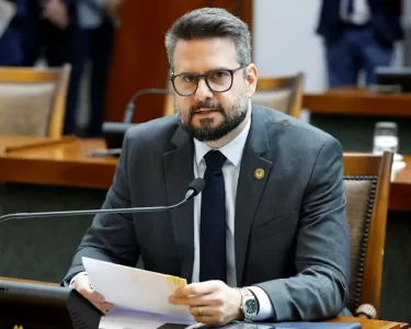 Aleto aprova projeto de enfrentamento à violência política contra a mulher