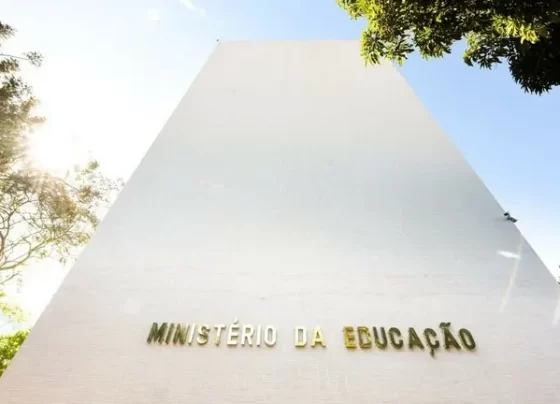 STF cursos de Medicina MEC decisão sobre autorização de cursos