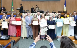 Diploma Mulher-Cidadã e título de Cidadã Tocantinense