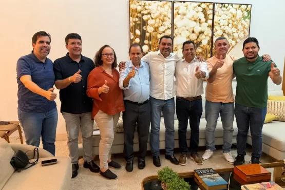 Wanderlei Barbosa reúne pré-candidatos e articula chapa no Tocantins