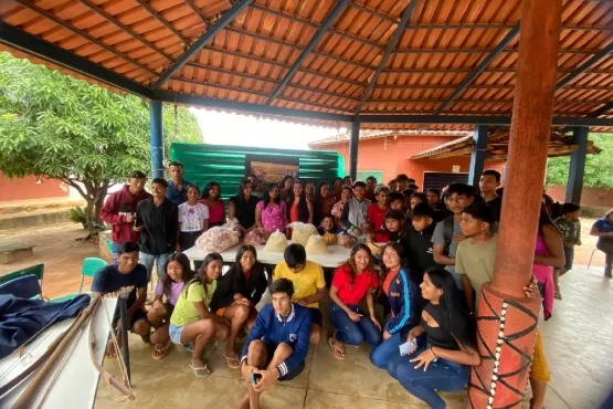 Brigadistas indígenas Xerente entregam alimentos para merenda escolar – Portal Jaciara Barros Brigadistas indígenas Xerente