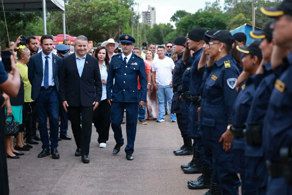 Eduardo Siqueira Campos articula apoio à PEC das Guardas Municipais