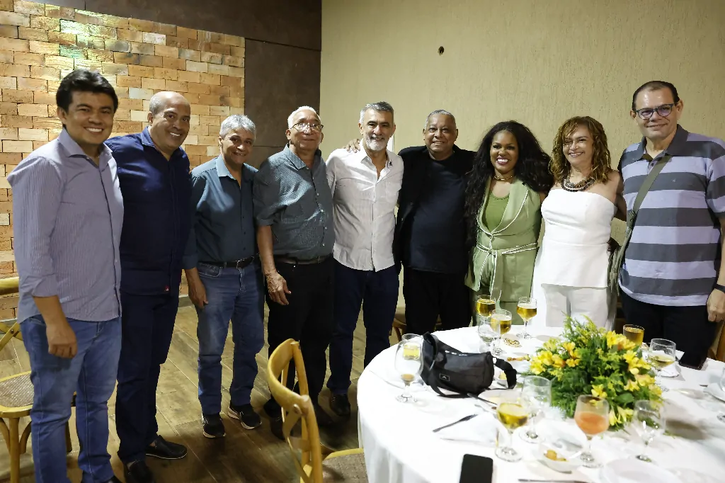 Noite celebra jornalistas com homenagens e encontros em Palmas