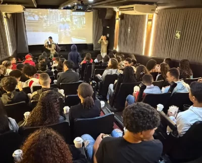 Cine CAIXA CAP chega ao Tocantins com cinema sobre rodas gratuito