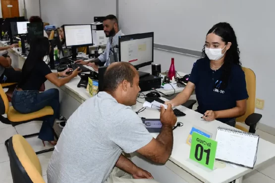 Cartórios eleitorais do Tocantins ampliam horário até 6 de maio para regularização do cadastro eleitoral.