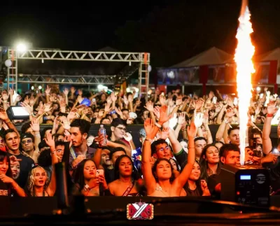 Evento Greve X Boleto reúne milhares de universitários em Palmas com esporte, shows e ação social.