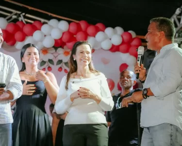 Dorinha participa de eventos de Dia das Mães